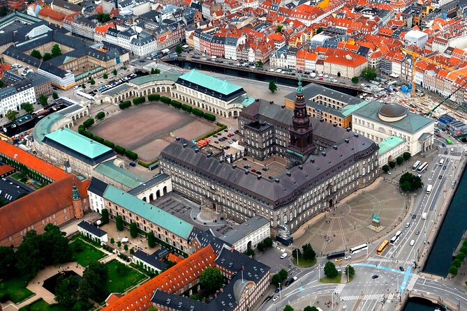 2-Hour Walking Introduction to Copenhagen and its Main Sights - Tips Before You Go: Comfortable Shoes and Question Time