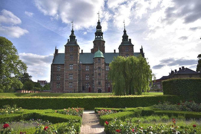 3h walking tour, small group max 10 people Copenhagen - Rundetaarn (Round Tower): Astronomy in Plain Sight