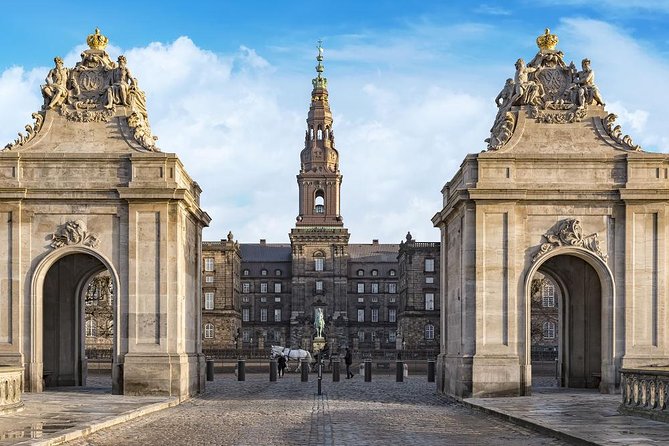 4-Hour Private Hamlet Castle Tour from Copenhagen - Copenhagen Central Station to Elsinore: The Train Part You’ll Actually Notice