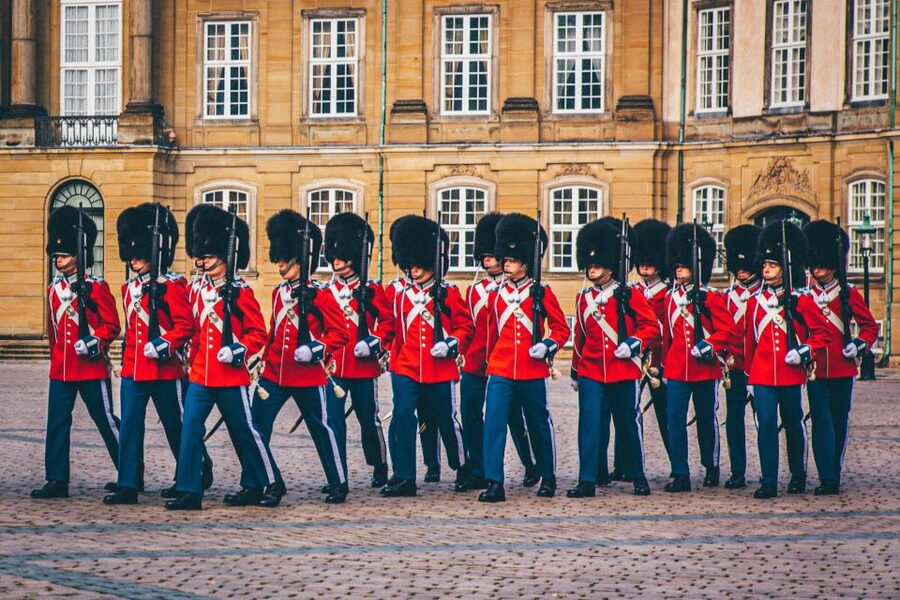 Best of Copenhagen Biking Tour-3 Hours, Small Group max 10 - FAQ