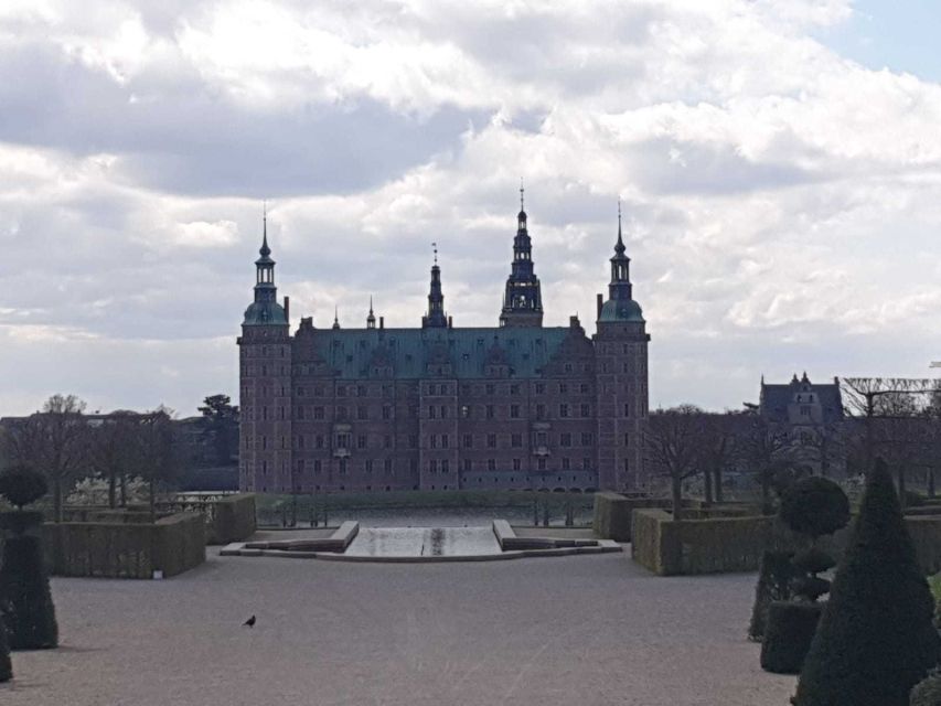 Castles: Kronborg (Hamlet) & Frederiksborg - Why Kronborg (Hamlet) and Frederiksborg Fit Together So Well