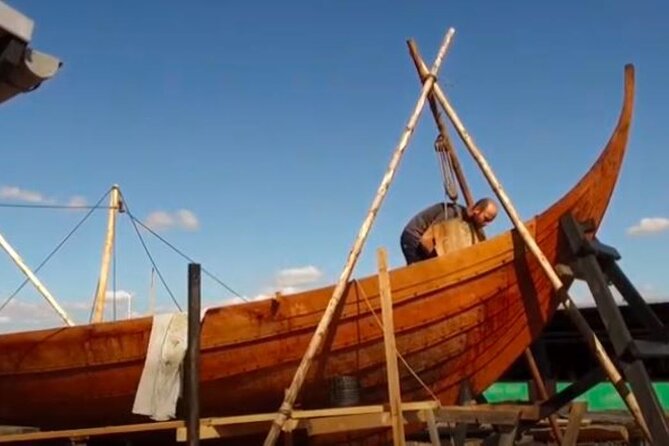 Cathedral ,Viking ships Tour, Palace and Castle (April) - Guide impact: why stories matter on this itinerary