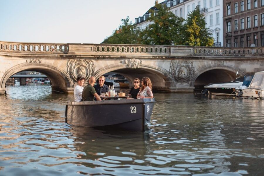 Copenhagen: 1, 2 or 3-Hour Boat Rental (No License Required) - A hands-on way to see Copenhagen Harbor from the water