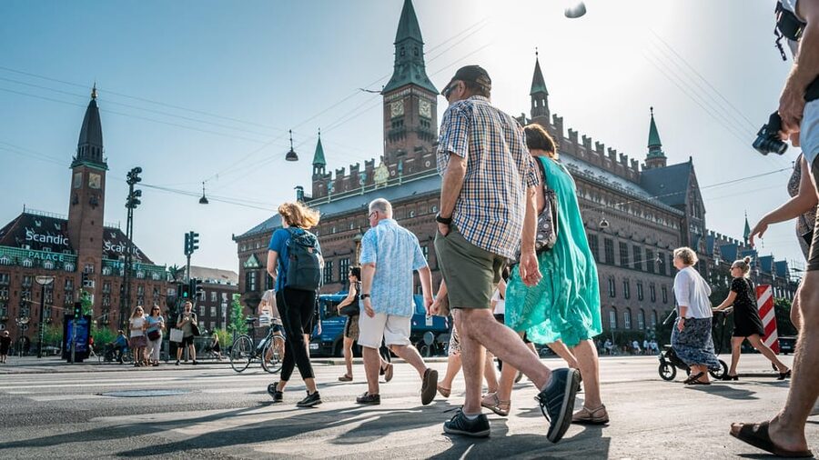 Copenhagen: 2-hour Old Town Private Walking Tour - Where the walk starts near Copenhagen Visitor Service