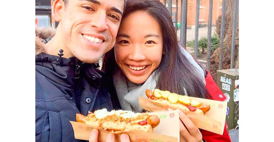 Copenhagen: 3-Hour Culinary Bike Tour - Stop 1: The Danish hot dog and the art of a street snack