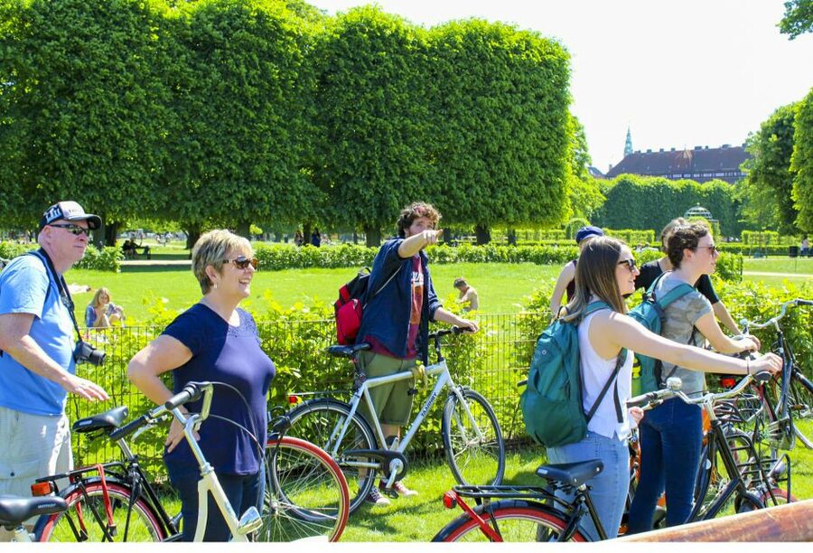 Copenhagen: 3 Hour Private Bike Tour - Rosenborg Castle: royal vibes, but explained like you’ll remember
