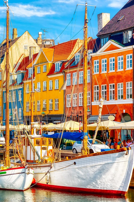Copenhagen: A guided walk for first-timers in the city - Start at the Andersen statue, end at Amalienborg