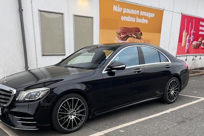 Copenhagen Airport Transfer Service | English Speaking Driver - Timing, Flight Tracking, and the Waiting Window That Matters