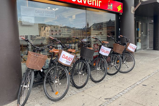 Copenhagen Bicycle Adventure - Seaside Toldboden: a smart break for snacks, not a full meal