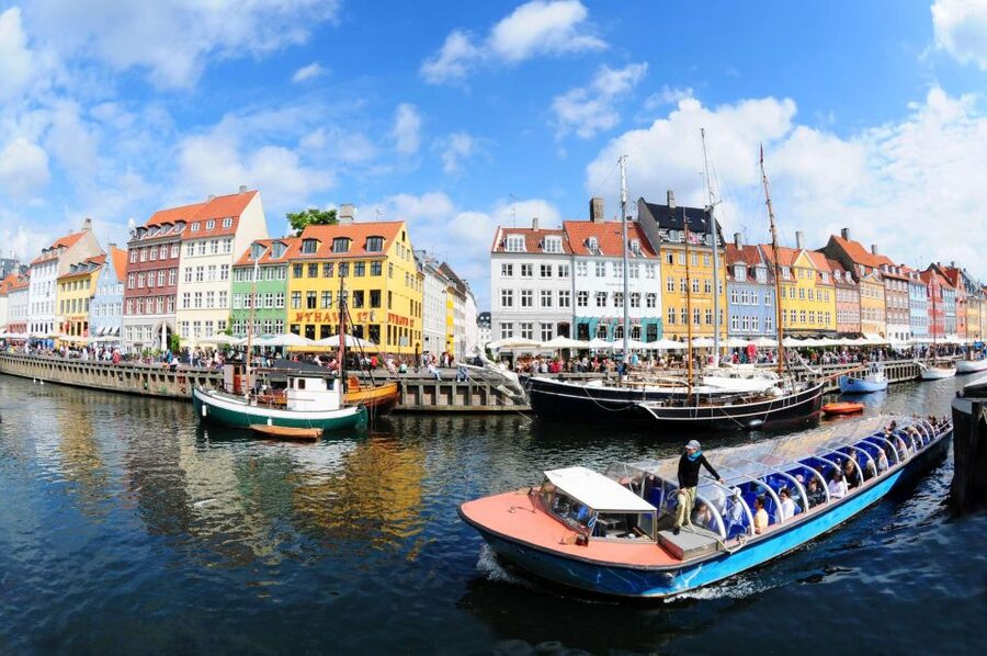 Copenhagen: Canal Boat Cruise & Old Town/Nyhavn Walking Tour - The Old Town walk: City Hall, Cathedral, Round Tower, and the stories behind them