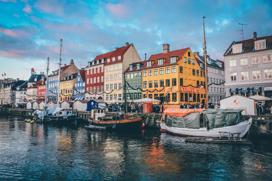 Copenhagen: Capture the most Photogenic Spots with a Local - How the Guide Turns Photos Into Stories