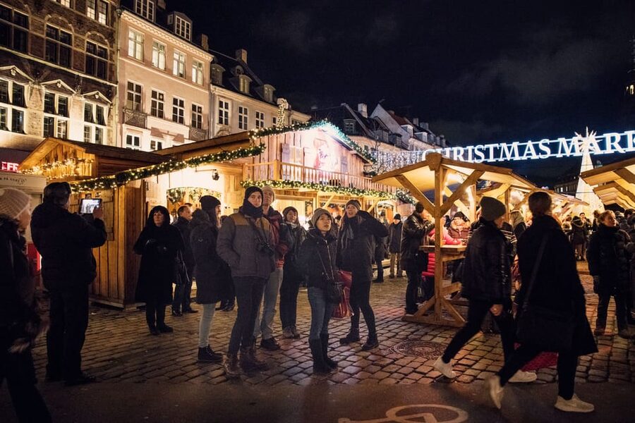 Copenhagen: Christmas Walking Tour with Treats and Drinks - Practical Winter Tips That Make the Tour Feel Easy