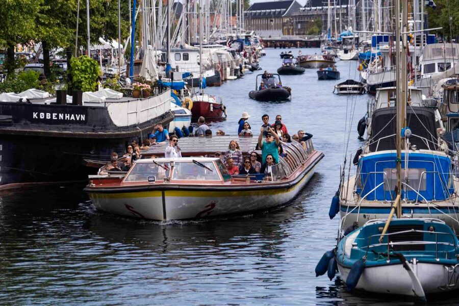 Copenhagen: Classic Canal Tour & The Harbour - Finding Ved Stranden pier 4 without stress