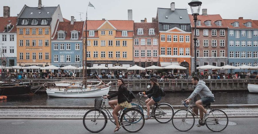 Copenhagen: Express Walk with a Local in 60 minutes - Key Things You’ll Notice on This Express Walk