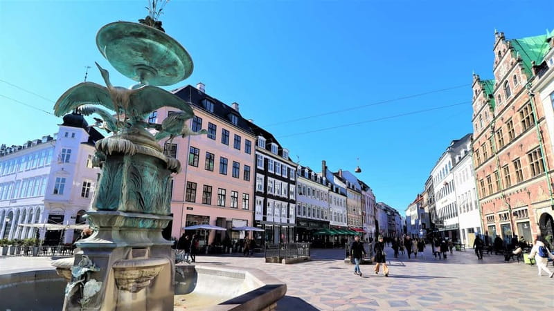 Copenhagen: Guided Bike Tour in French - Rosenborg Castle and the Round Tower finish you can build on