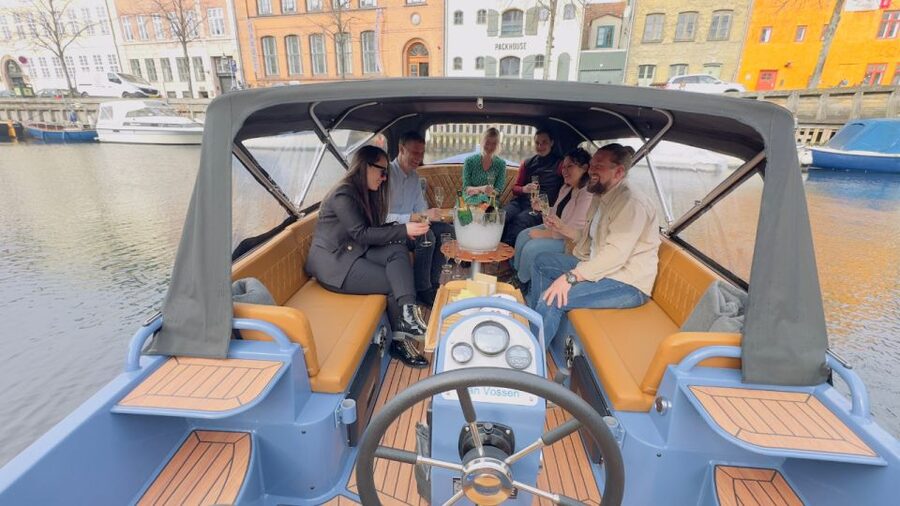 Copenhagen: Guided Canal Tour by Electric Boat - Where the tour starts: Ved Stranden and Pier 3
