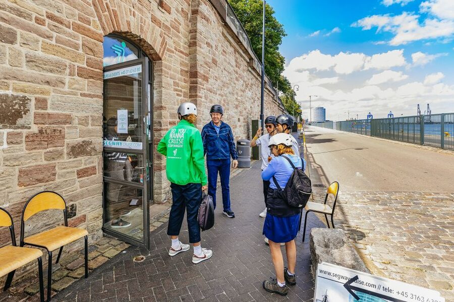 Copenhagen: Guided Segway Tour - Royal squares, churches, and Kastellet: Amalienborg, Marble Church, and the Citadel