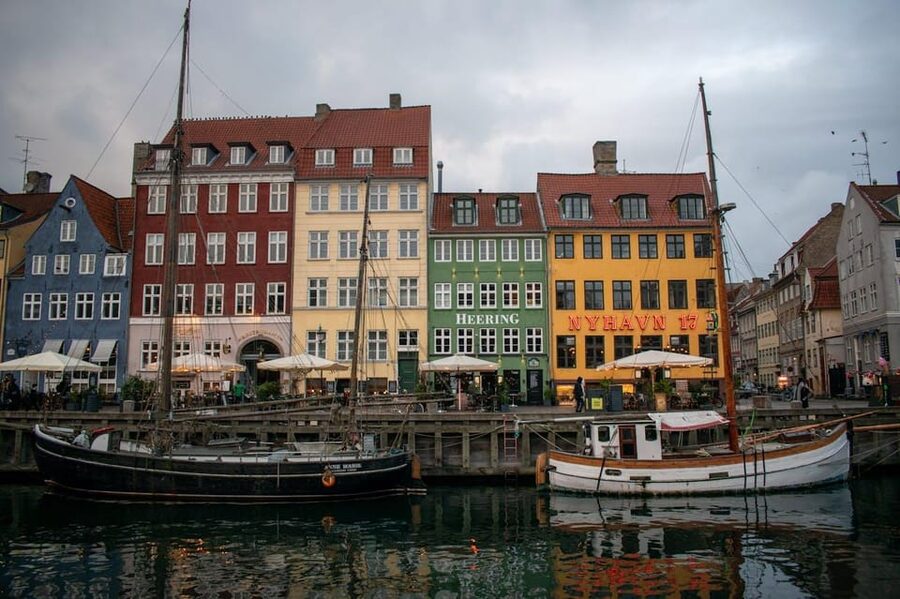 Copenhagen: Guided Walking Tour in French - French Guided Walking Tour in Copenhagen: What You’re Really Buying
