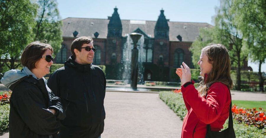Copenhagen: Highlights & Hygge Guided Walking Tour w/ Lunch - Royal Palace and the Changing of the Guards: Timing Matters