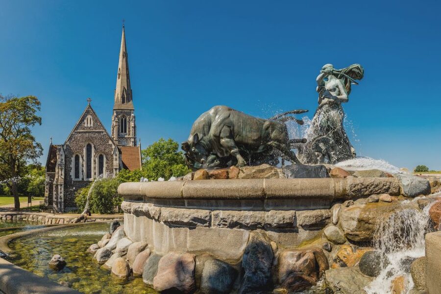 Copenhagen: Highlights & Secrets Private Walking Tour - Rosenborg Castle gardens: royal green space with a story