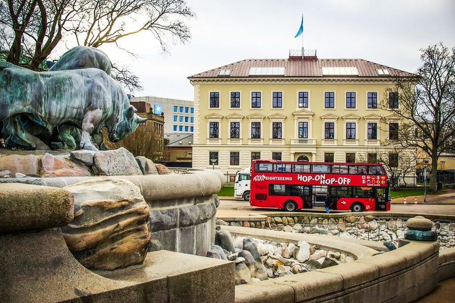 Copenhagen: Hop-On Hop-Off Bus Tour with Boat Tour Option - Stop-by-stop: what you’ll see (and how long to stay)