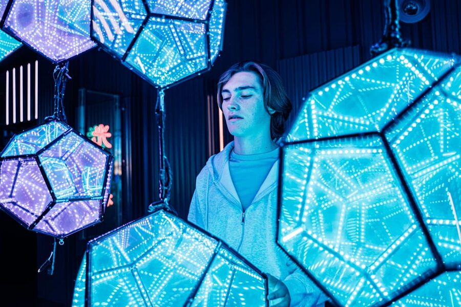 Copenhagen: IKONO Immersive Experience Entry Ticket - IKONO at Frederiksborggade 5: a one-hour art adventure near Nørreport