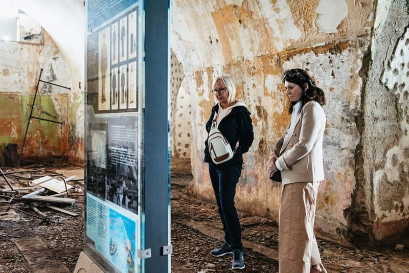 Copenhagen: Old Canals and Hidden Gems Social Boat Tour - Key highlights to look for