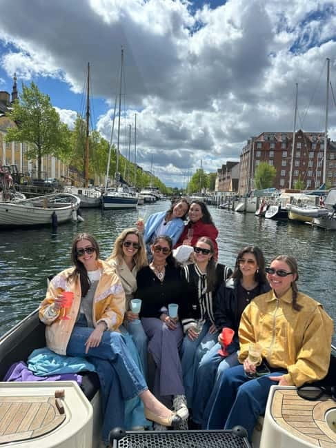Copenhagen: Private Guided Boat Tour with City Highlights - Key takeaways before you book