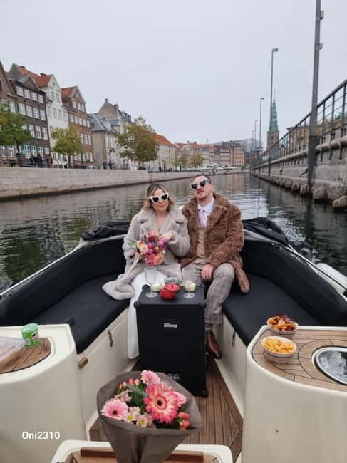 Copenhagen: Private Guided Boat Tour with City Highlights - The Little Mermaid question: how to avoid disappointment