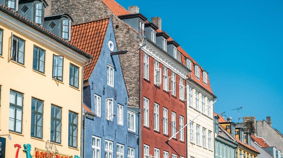 Copenhagen: Private Walking Tour - Nyhavn and the Longest Outdoor Bar: Color, Boats, and the Canal-Favorite Mood