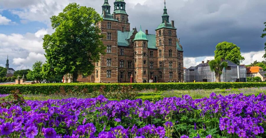 Copenhagen: Rosenborg Castle Tour with Skip-the-Line Ticket - Skip-the-line tickets: what you gain (and what you still can’t skip)