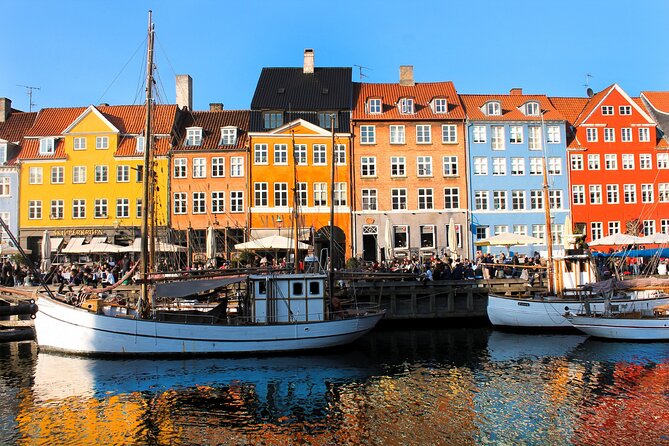 Copenhagen: Self Guided Scavenger Hunt and Tour - Starting at Copenhagen City Hall (Rådhuspladsen) without the stress