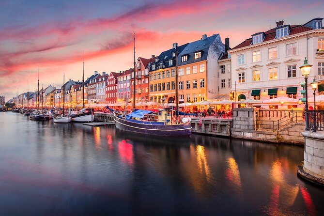 Copenhagen: Self Guided Scavenger Hunt and Tour - Stop-by-stop: what happens at each of the 10 key sights