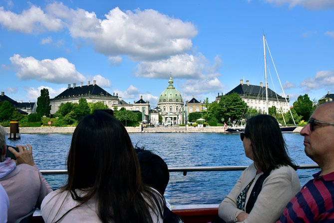 Copenhagen Sightseeing Classic Canal Tour With Live Guide - Slotsholmen island: the calm city-center glide