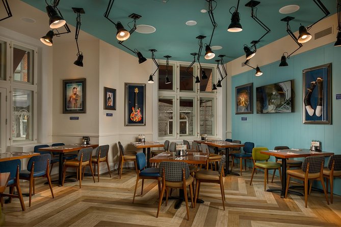 Hard Rock Cafe Copenhagen with Set Menu for Lunch or Dinner - Price and value in Copenhagen: does it make sense for $41.34?