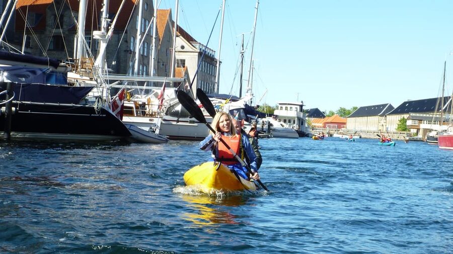 Kayak Tour in Copenhagen Harbor - June, July and August - What the tour feels like in real life: pace, group energy, and safety