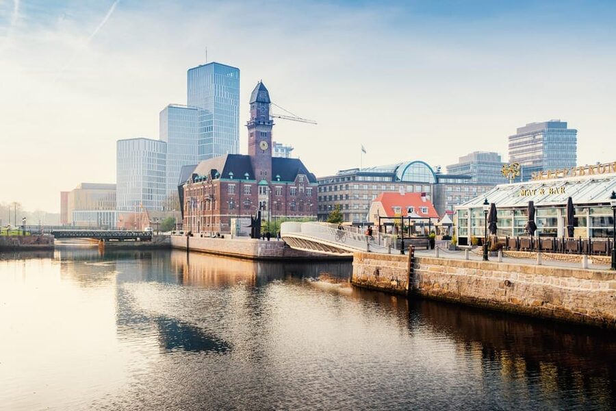 Malmö: Sightseeing and Landmarks tour by bike - Starting under Malmö Central Station: where the ride really begins