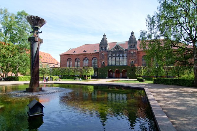Monstour: A Self-Guided Audio Tour of Danish Folk Legends - Christiansborg Slot Courtyard: Myths and History From the Outside