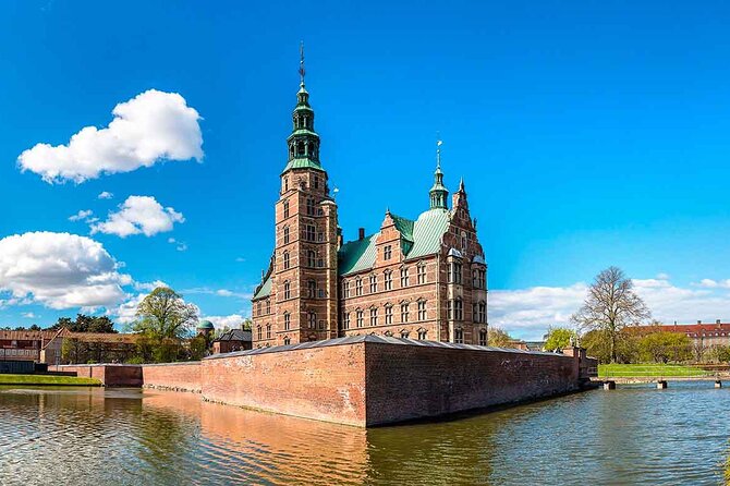 Native Walking Tour to Copenhagen - Reffen (Skojteoen): a harbor-side food break you can actually enjoy