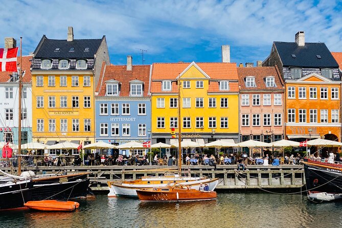 Private Copenhagen Boat cruise in Scandinavian mahogany boat - Queen’s Castle, Opera House, and the Playhouse From Water Level
