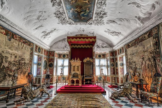 Private Copenhagen City Tour with Rosenborg Castle - Rosenborg Castle: planning for the extra entrance fee
