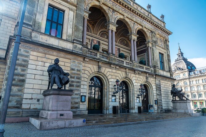 Self-Guided Tour of Hans Christian Andersen's Copenhagen - Amalienborg and Frederik’s Church: Denmark’s power center meets architecture
